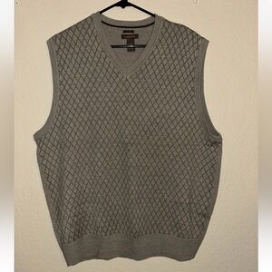 Dockers Mens Sweater Vest Size XL Argyle pattern brown tan X-Large
